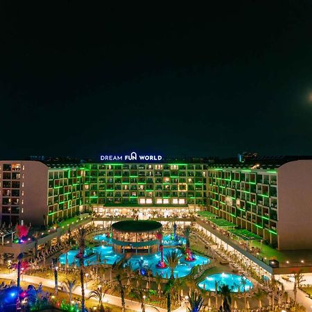 Hotel Dream Fun World Side Exteriér fotografie