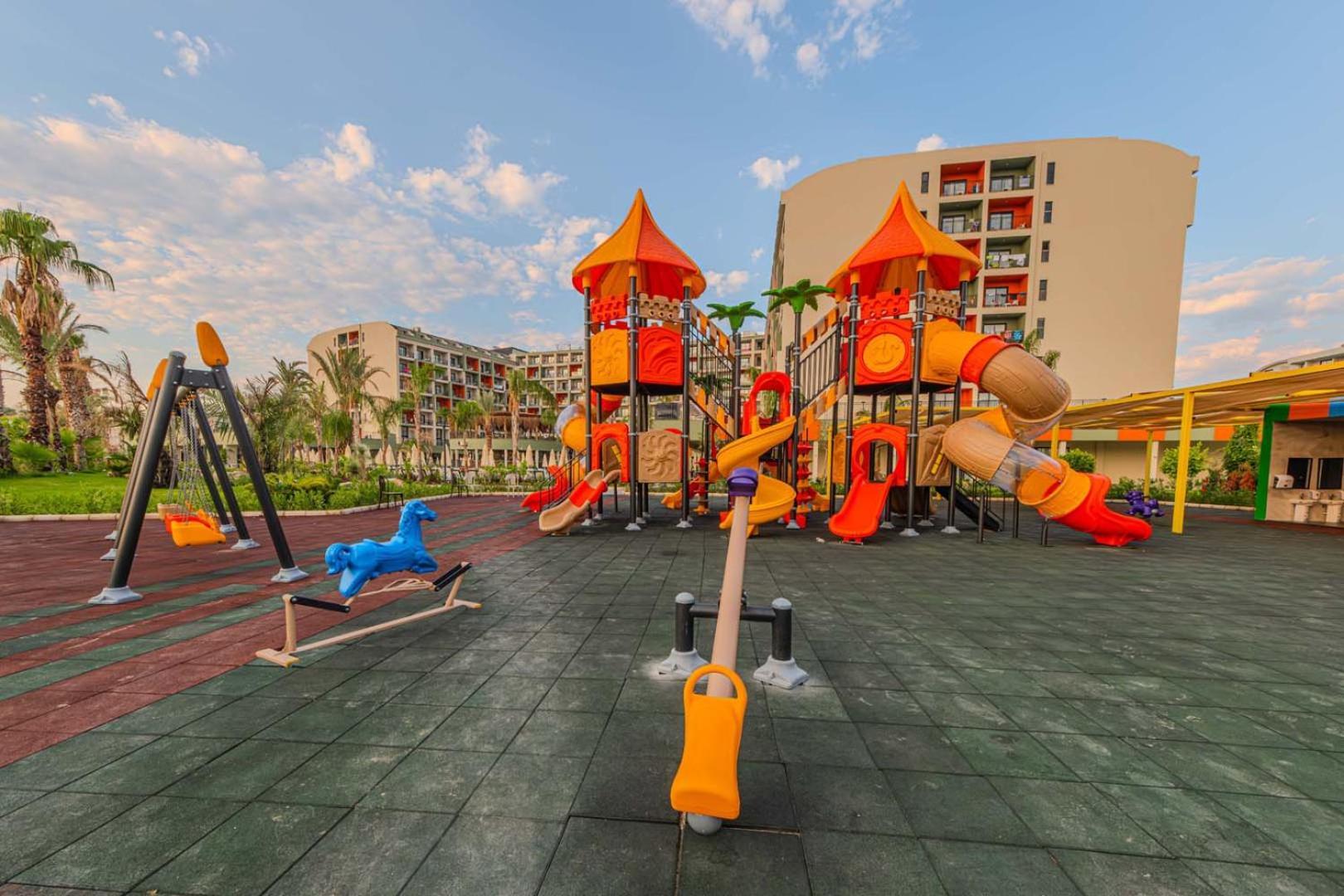 Hotel Dream Fun World Side Exteriér fotografie